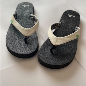 Sanuk Flip flop